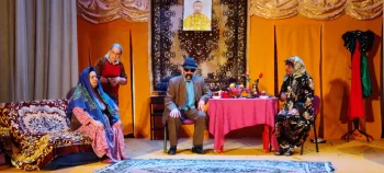 Füzuli teatrı "Nənəmin kələyi" komediyasını tamaşaçılara təqdim edib