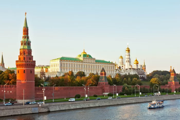 Kreml: Əminik ki, Çin-ABŞ münasibətləri Rusiya qarşı yönəlməyəcək