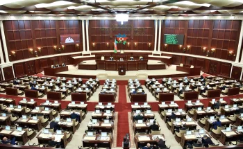 Milli Məclisin yaz sessiyası çərçivəsində ilk plenar iclası başlayıb